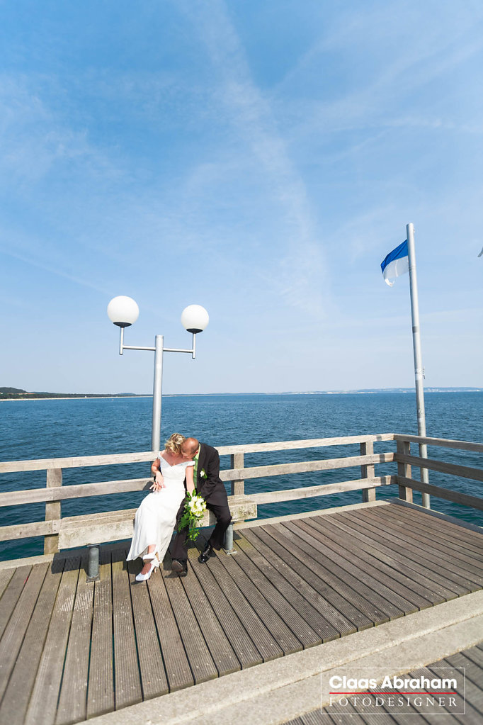 Binz-Rettungsturm-Seebruecke-Hochzeit-9.jpg